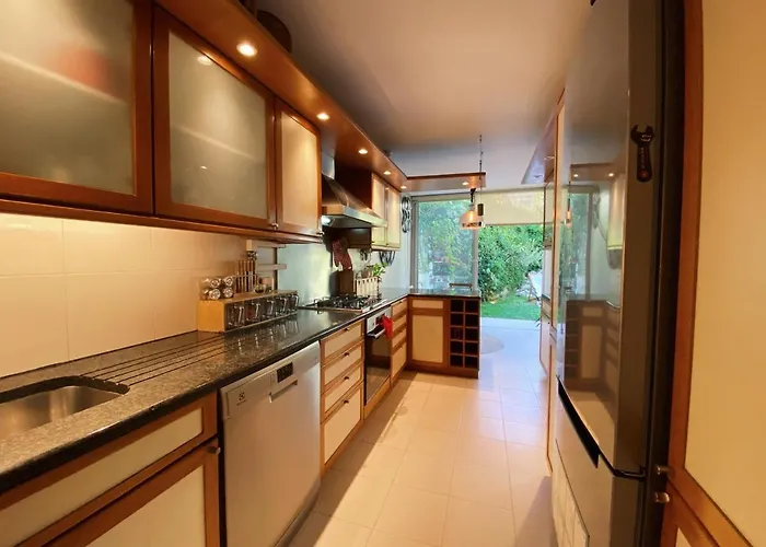 Casa Boganvilias - Moradia Com Jardim ליסבון